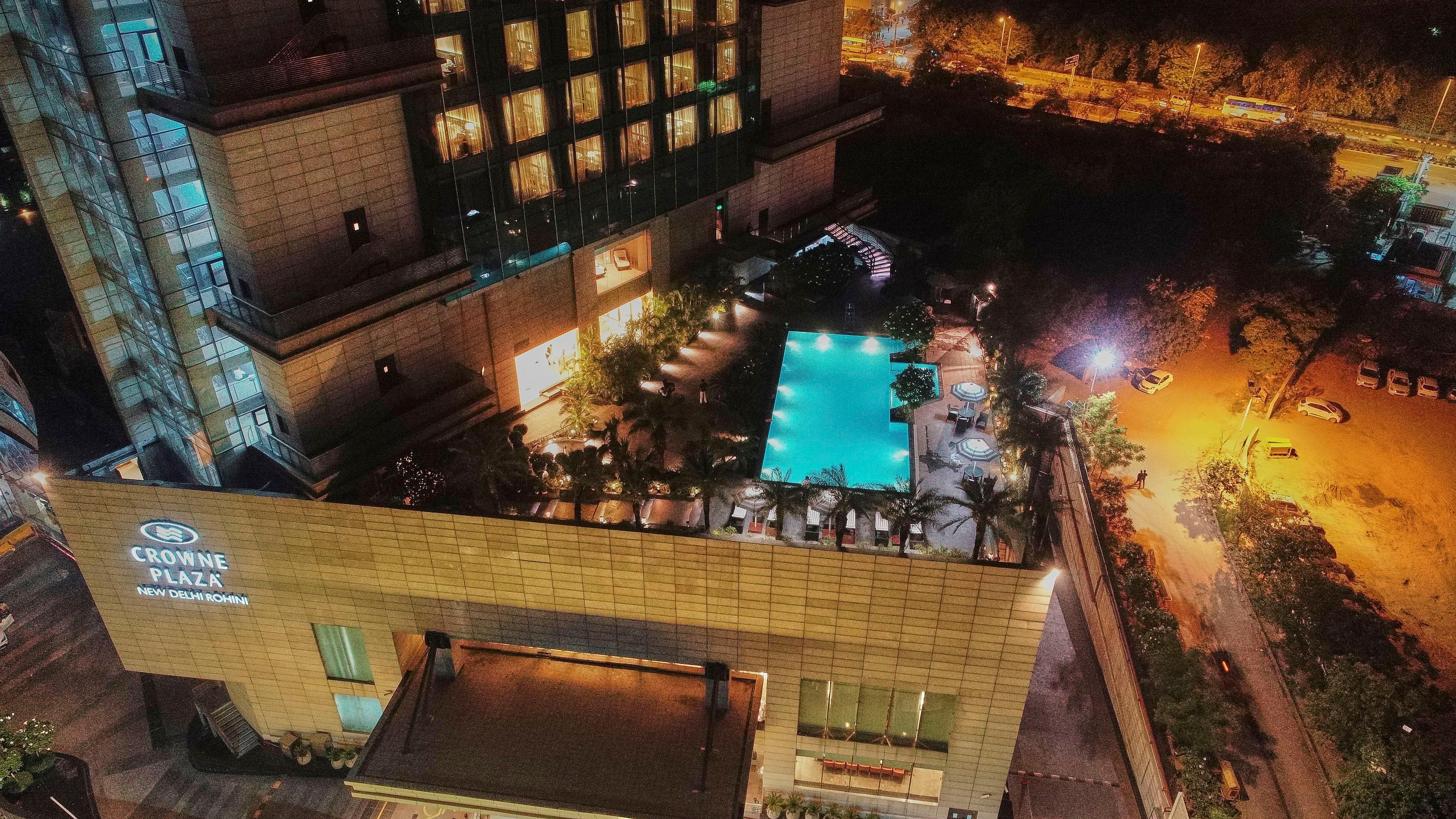 Hotel Crowne Plaza New Delhi Rohini By Ihg Esterno foto