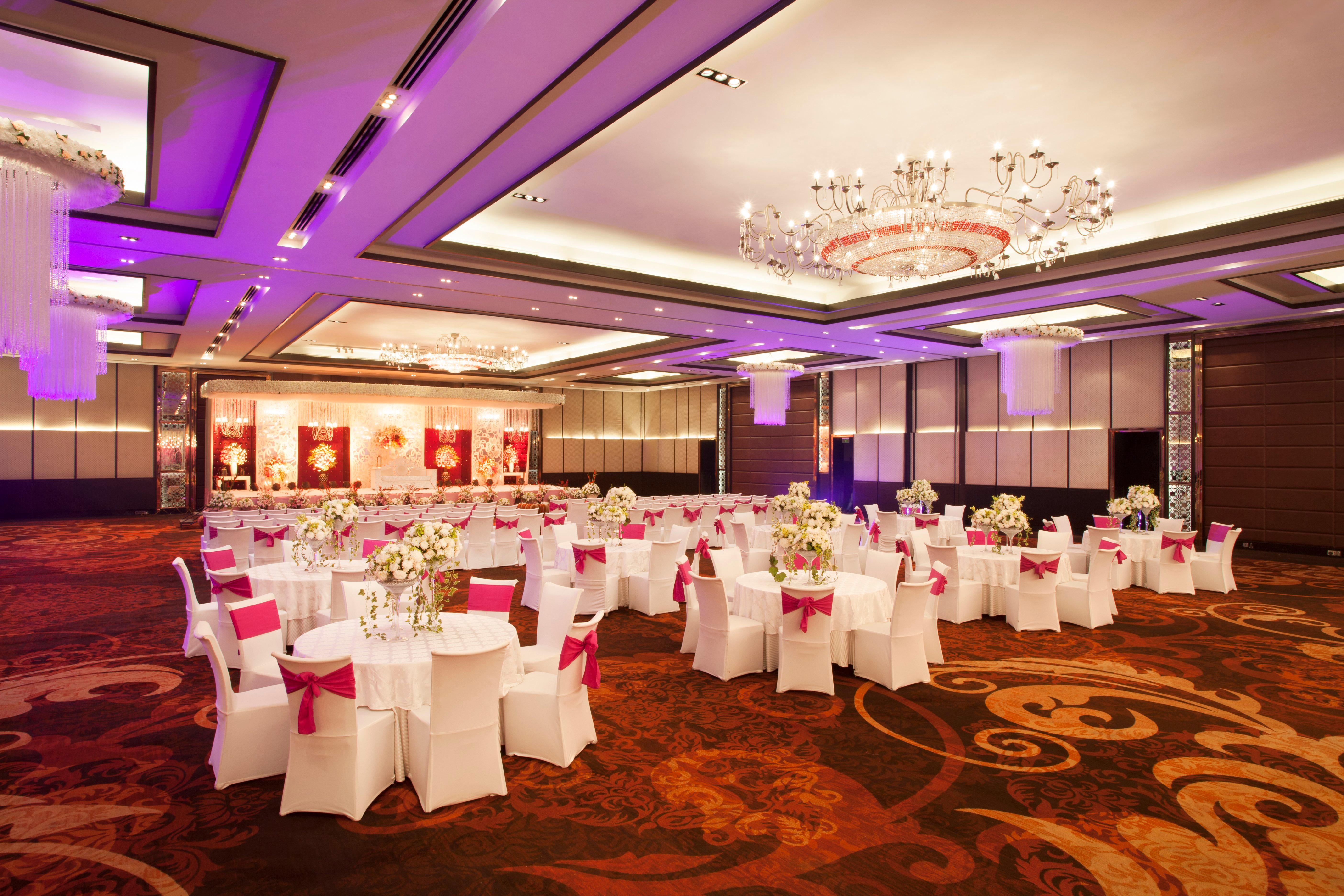 Hotel Crowne Plaza New Delhi Rohini By Ihg Esterno foto