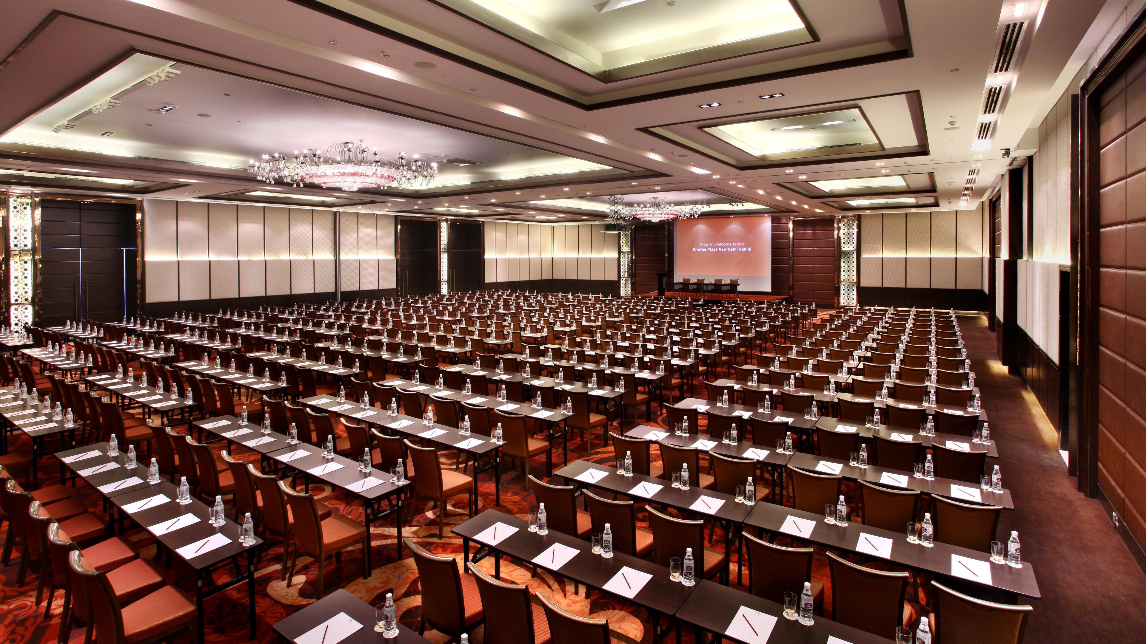 Hotel Crowne Plaza New Delhi Rohini By Ihg Esterno foto