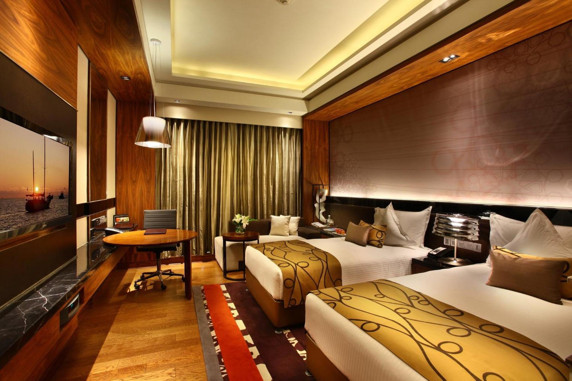 Hotel Crowne Plaza New Delhi Rohini By Ihg Esterno foto