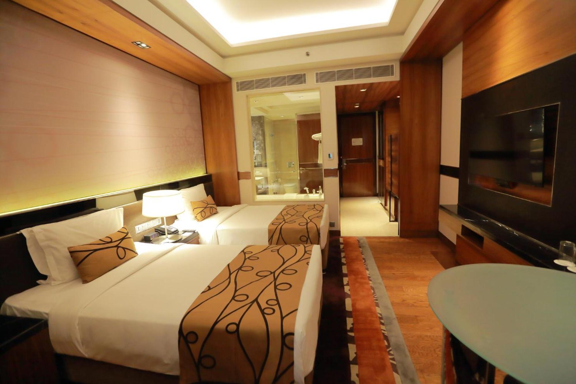 Hotel Crowne Plaza New Delhi Rohini By Ihg Esterno foto