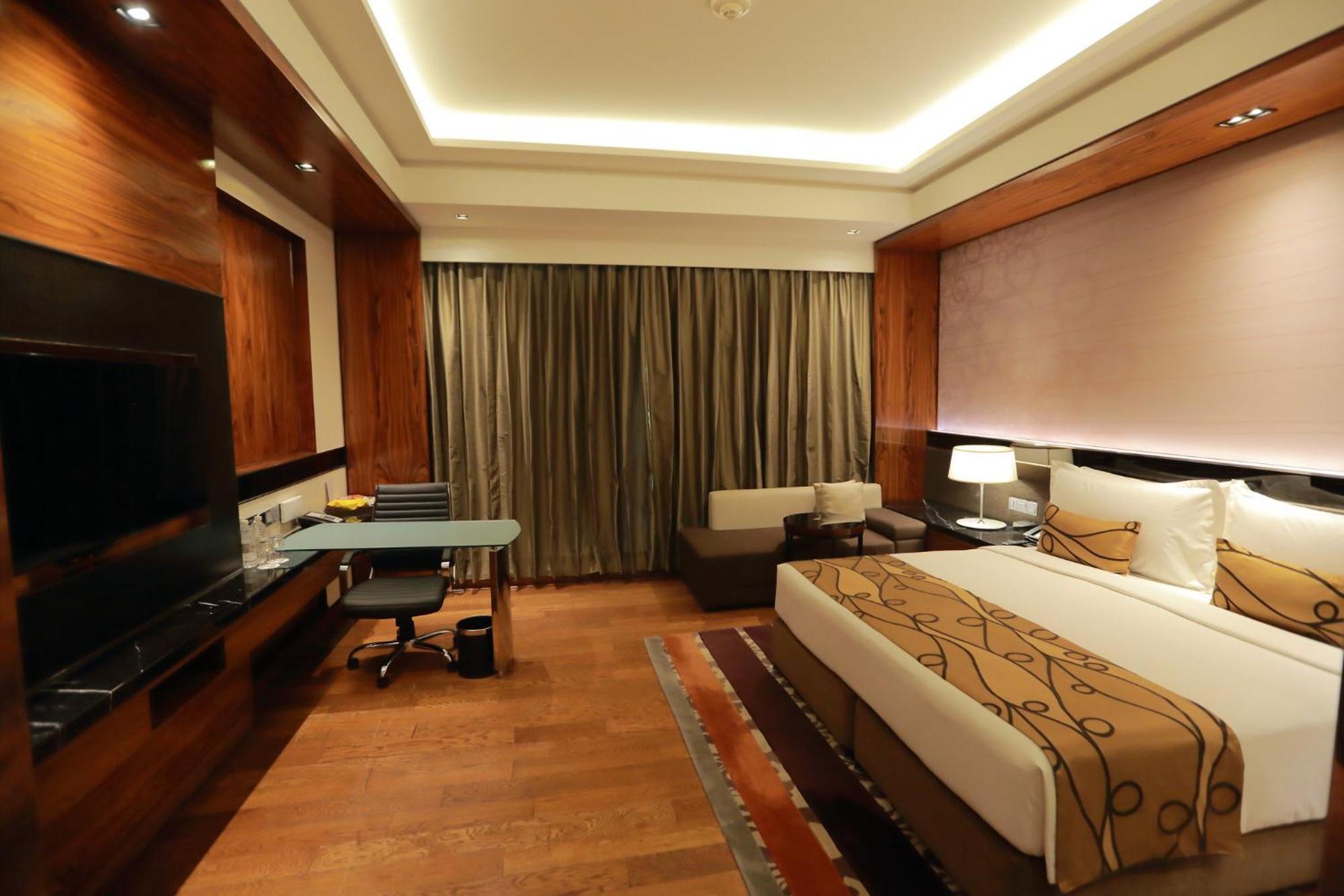 Hotel Crowne Plaza New Delhi Rohini By Ihg Esterno foto